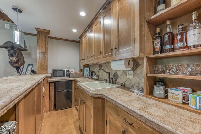 11 Dove Tree Lane, Jonesborough, TN 37659
