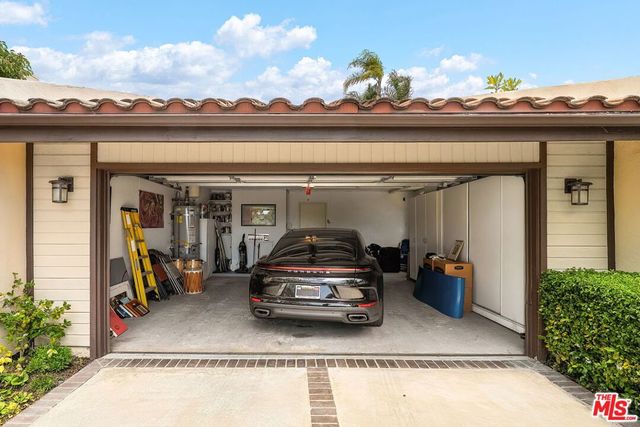 2528 Angelo Drive, Los Angeles, CA 90077