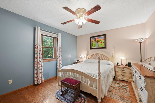 10216 W May Ct, Wichita, KS 67209