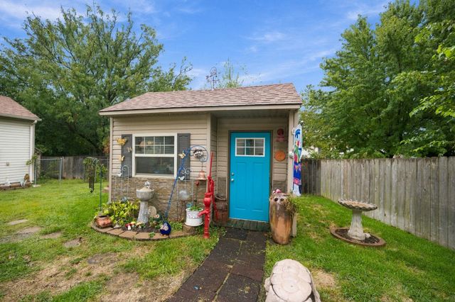 10216 W May Ct, Wichita, KS 67209