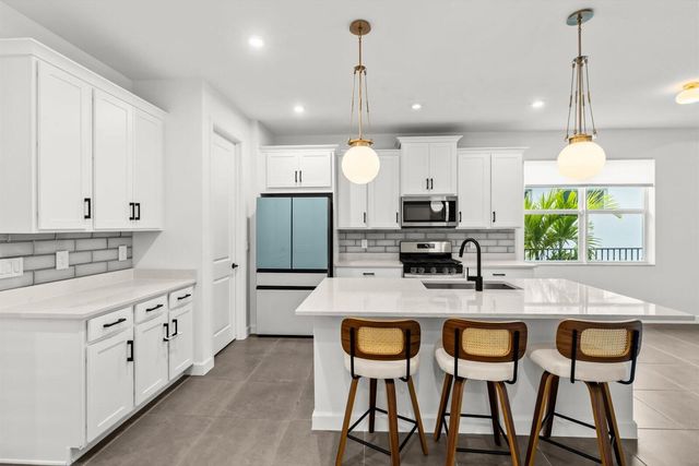 9165 SW Remy Lane, Port St Lucie, FL 34987