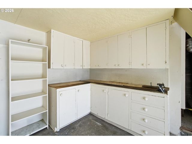 3373 RAWLINS Ave Ne, Salem, OR 97301