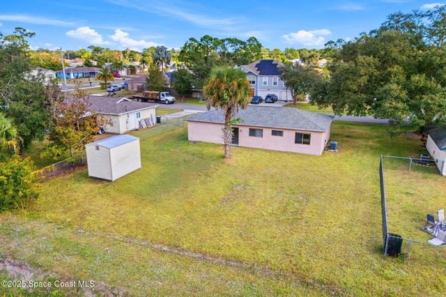 268 Melba Avenue NW, Palm Bay, FL 32907