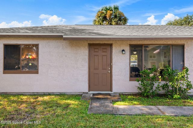 268 Melba Avenue NW, Palm Bay, FL 32907