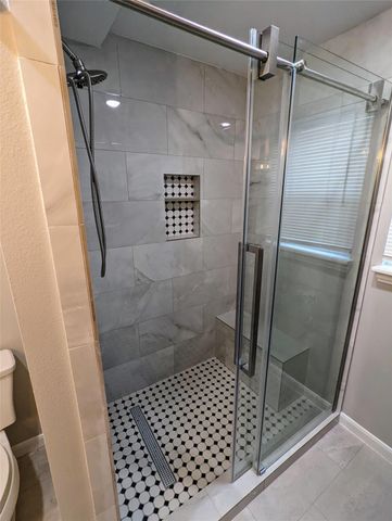 4714 Oakshire Drive 2, Houston, TX 77027