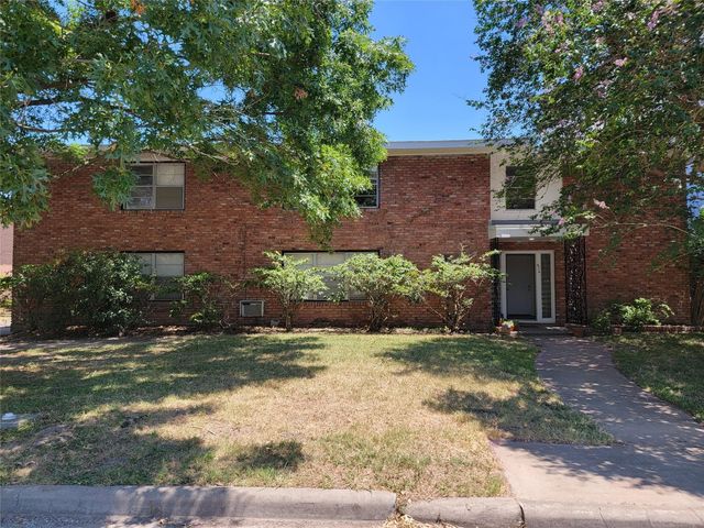 4714 Oakshire Drive 2, Houston, TX 77027