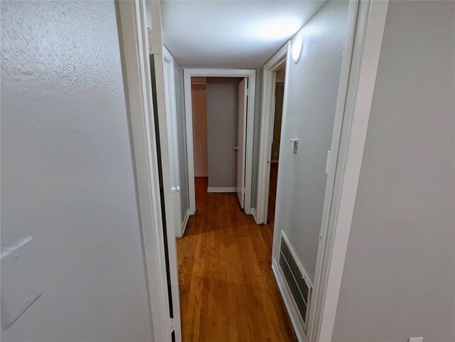 4714 Oakshire Drive 2, Houston, TX 77027