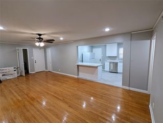 4714 Oakshire Drive 2, Houston, TX 77027