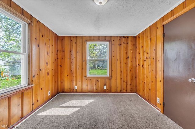 5461 Clement Avenue, Maple Heights, OH 44137