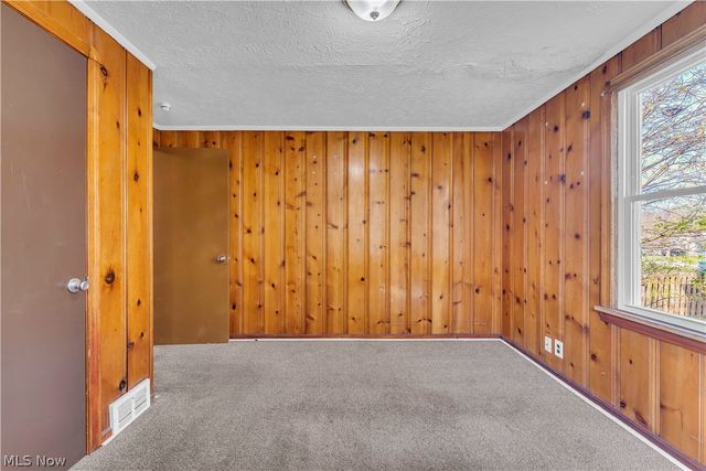 5461 Clement Avenue, Maple Heights, OH 44137