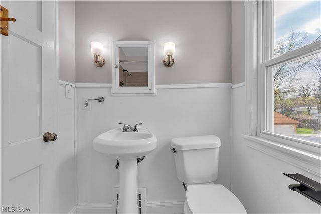 5461 Clement Avenue, Maple Heights, OH 44137