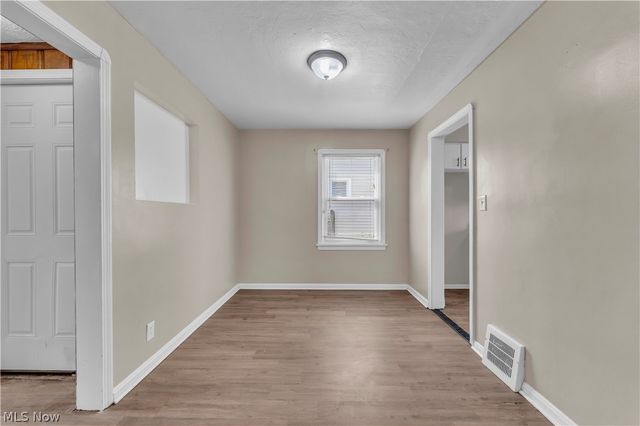 5461 Clement Avenue, Maple Heights, OH 44137