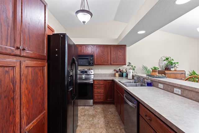 3216 Aspen Trail, Adrian, MI 49221