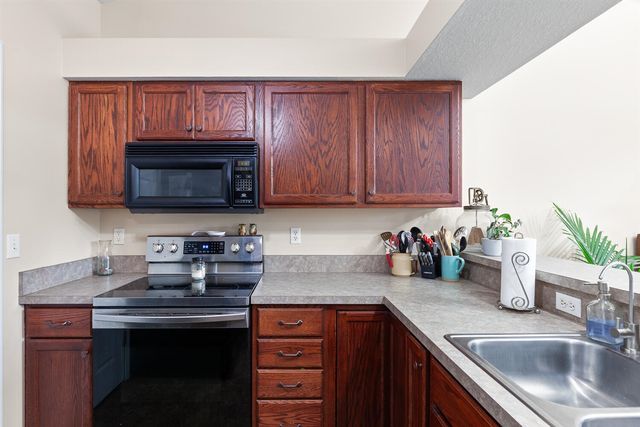 3216 Aspen Trail, Adrian, MI 49221