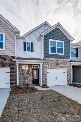 13045 Cottage Crest Lane, Charlotte, NC 28273