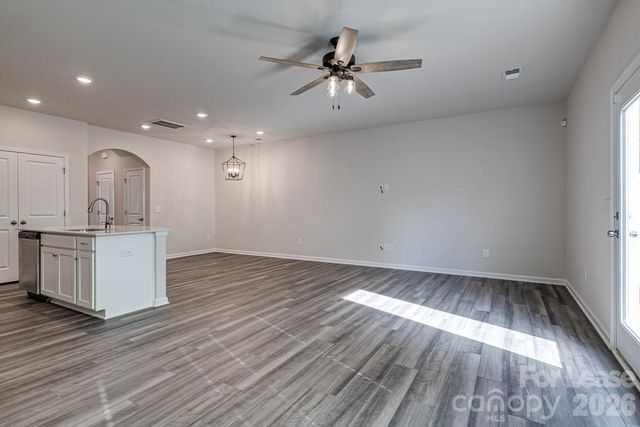 13045 Cottage Crest Lane, Charlotte, NC 28273