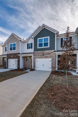 13045 Cottage Crest Lane, Charlotte, NC 28273