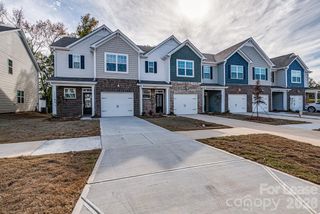13045 Cottage Crest Lane, Charlotte, NC 28273
