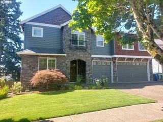 14822 Se NATALYA St, Happy Valley, OR 97086