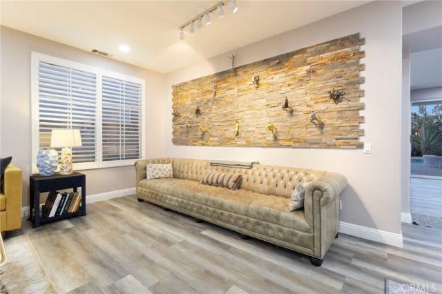 4219 Floyd, Corona, CA 92883