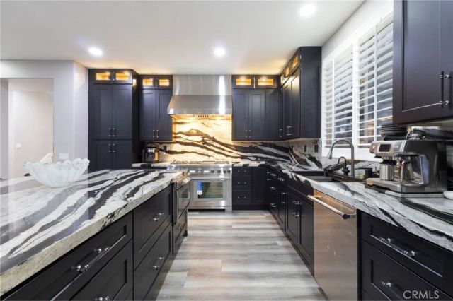 4219 Floyd, Corona, CA 92883