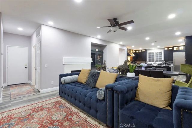 4219 Floyd, Corona, CA 92883