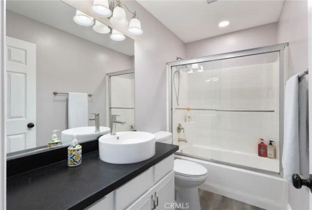 4219 Floyd, Corona, CA 92883