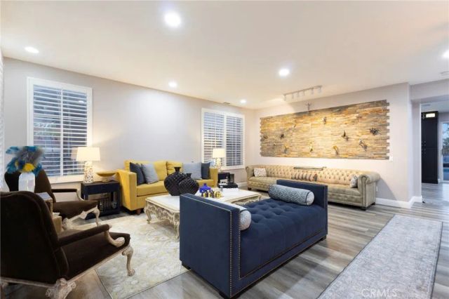 4219 Floyd, Corona, CA 92883