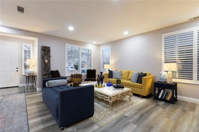 4219 Floyd, Corona, CA 92883