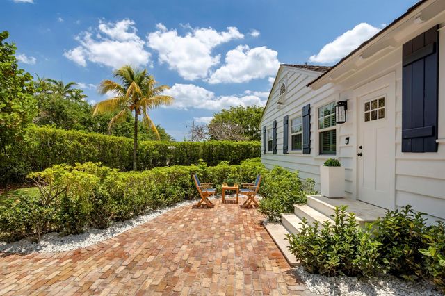 1017 Tamarind Road, Delray Beach, FL 33483