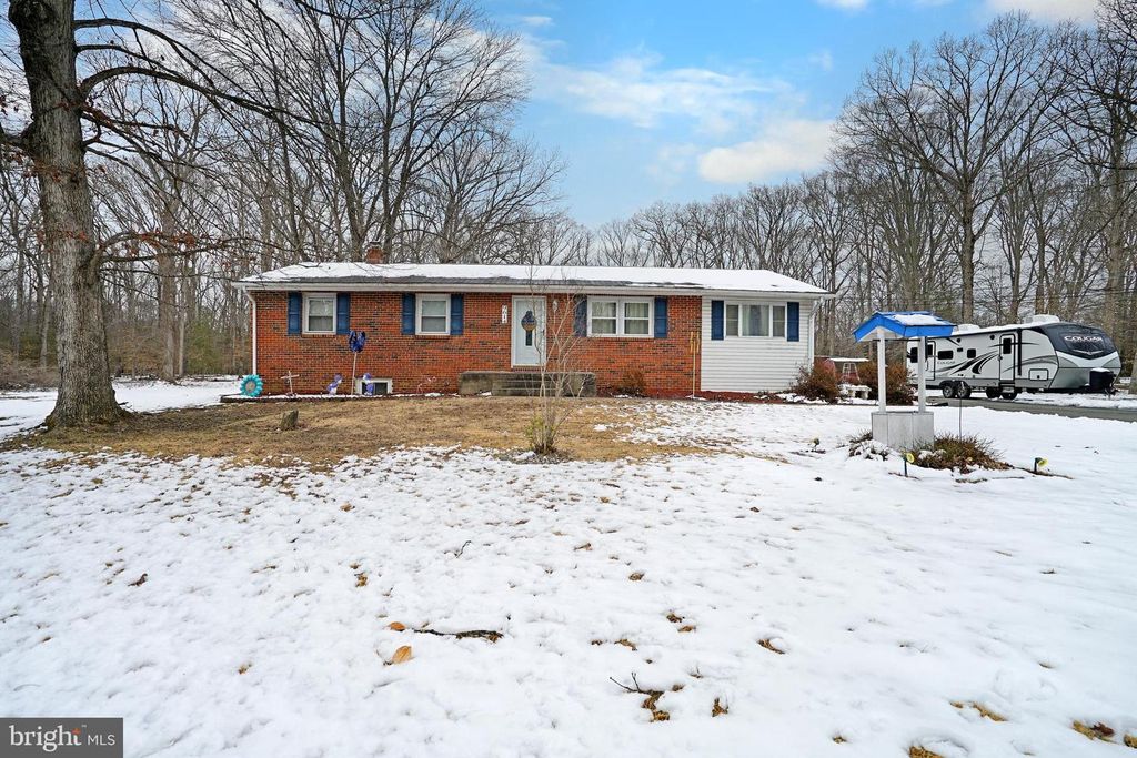 Image 40 of property listing at 9614 CHARLES CT, La Plata, MD 20646