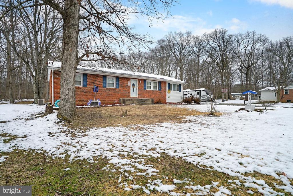 Image 41 of property listing at 9614 CHARLES CT, La Plata, MD 20646