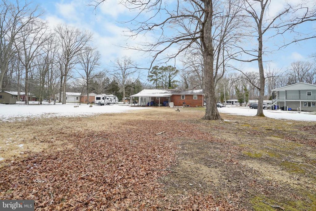 Image 44 of property listing at 9614 CHARLES CT, La Plata, MD 20646