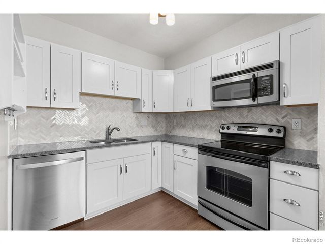 5530 Stonewall Place 32, Boulder, CO 80303