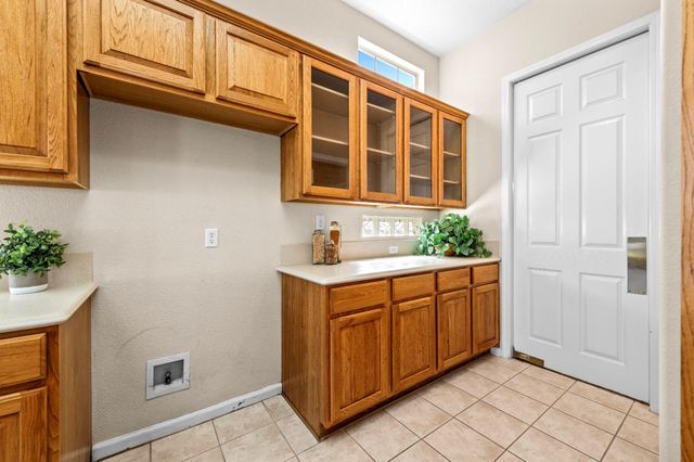 816 Dragonfly Ct, Roseville, CA 95747