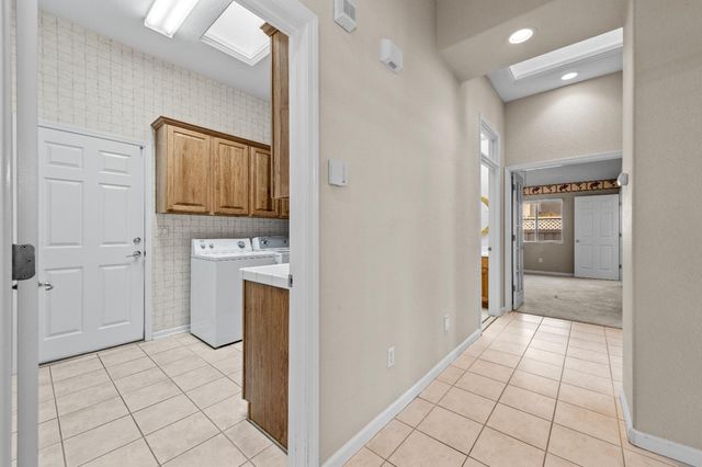 816 Dragonfly Ct, Roseville, CA 95747