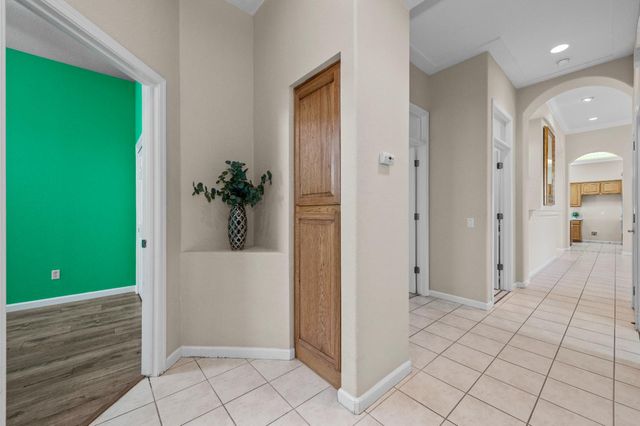 816 Dragonfly Ct, Roseville, CA 95747