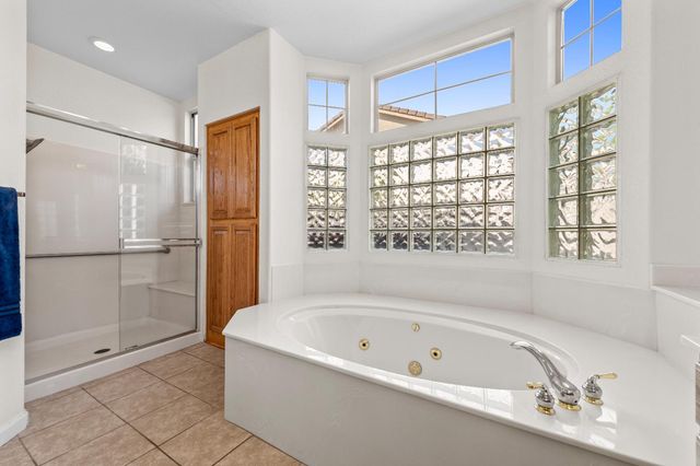 816 Dragonfly Ct, Roseville, CA 95747