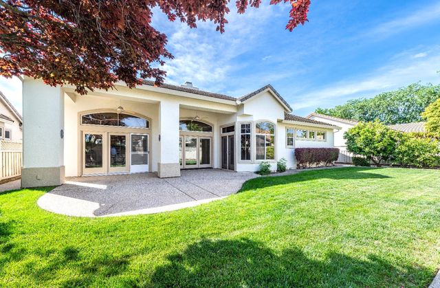 816 Dragonfly Ct, Roseville, CA 95747