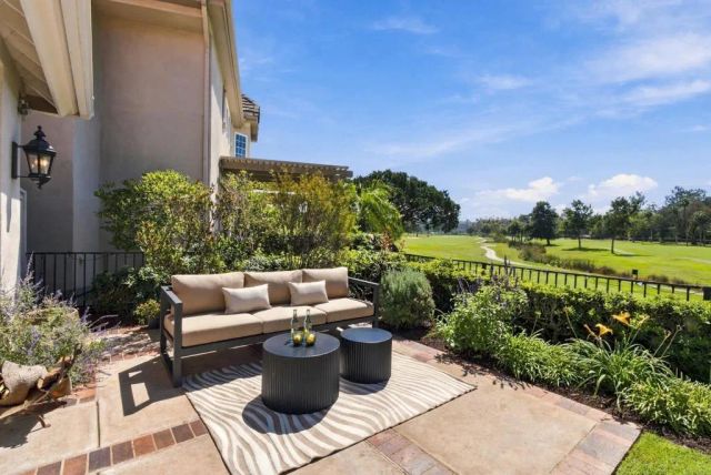 16050 Avenida Calma, Rancho Santa Fe, CA 92091