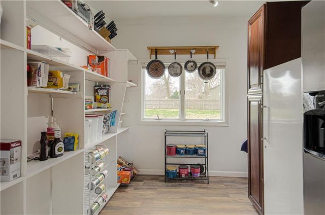 3 Glen Arbor Road, Kansas City, MO 64114