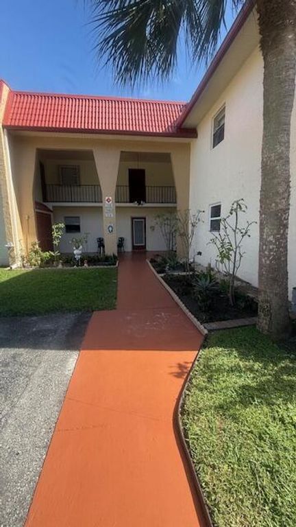 100 Lake Dora Drive, West Palm Beach, FL 33411