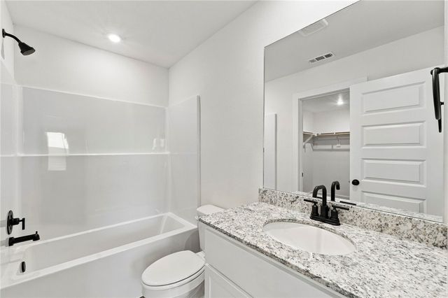 1041 Pepperwood Drive, Prairie Grove, AR 72753
