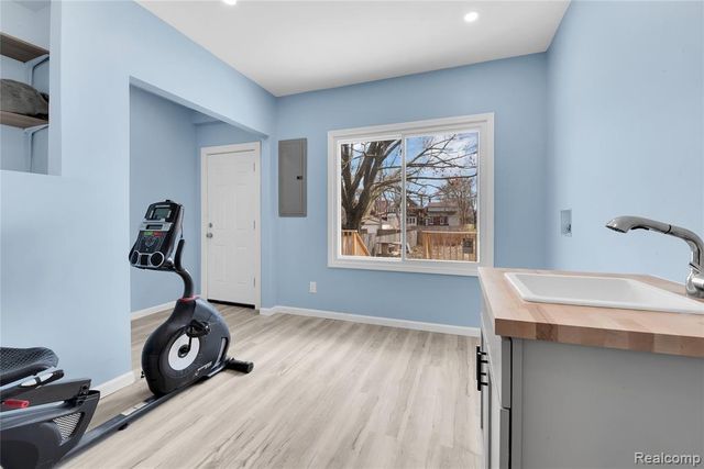 2533 Virginia Park Street, Detroit, MI 48206