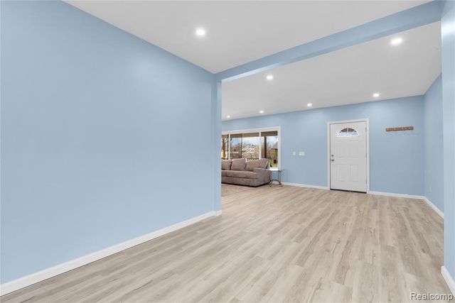 2533 Virginia Park Street, Detroit, MI 48206