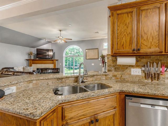 1205 NW 190th Place, Edmond, OK 73012