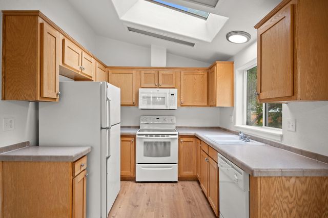 17315 E Coach Dr, Greenacres, WA 99016