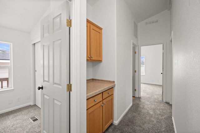 17315 E Coach Dr, Greenacres, WA 99016