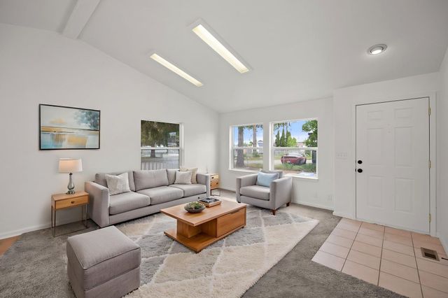 17315 E Coach Dr, Greenacres, WA 99016