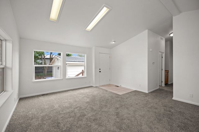 17315 E Coach Dr, Greenacres, WA 99016